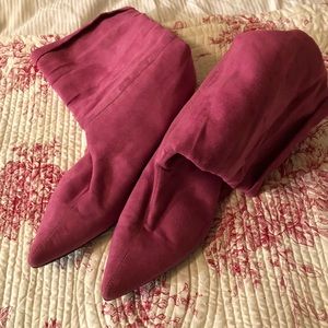 Brand new pink suede pink boots, Sz 10